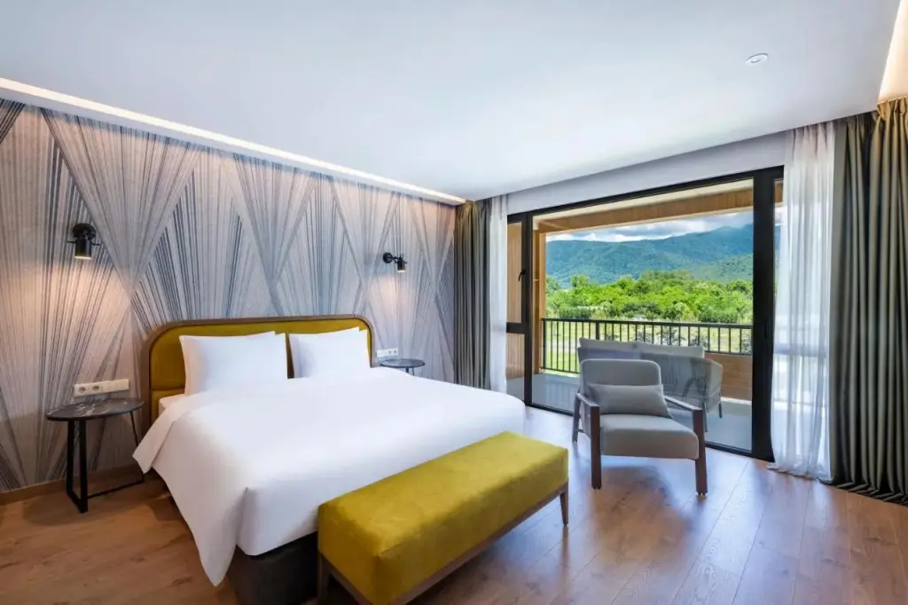 Телави: Отель Lopota Lake Resort and Spa