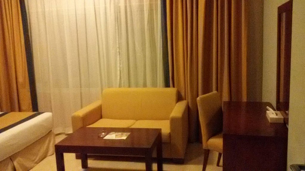 Mermaid Beach Hotel LLC — фото 1