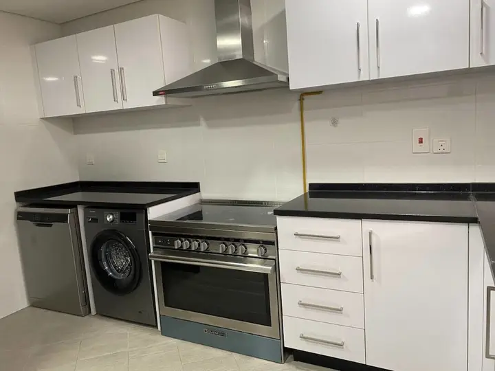 Дубай: Refined Classy 3 Bedroom Apartment in Jumeirah