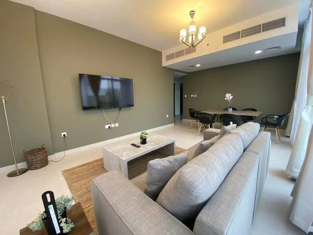 Дубай: Refined Classy 3 Bedroom Apartment in Jumeirah