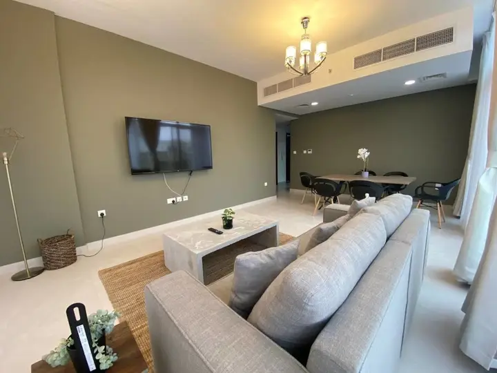 Дубай: Refined Classy 3 Bedroom Apartment in Jumeirah
