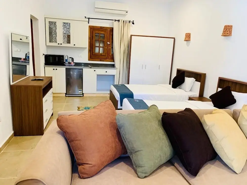 Эль-Аламейн: IOS Residence