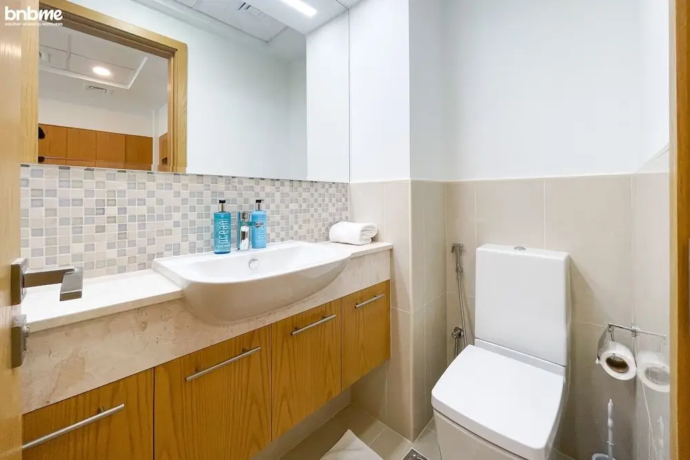 Дубай: 1B-Bellevue Tower 2-1902 by bnbme homes