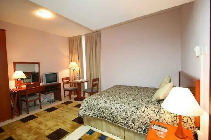 Шарджа: Jormand Hotel Apartment - Sharjah