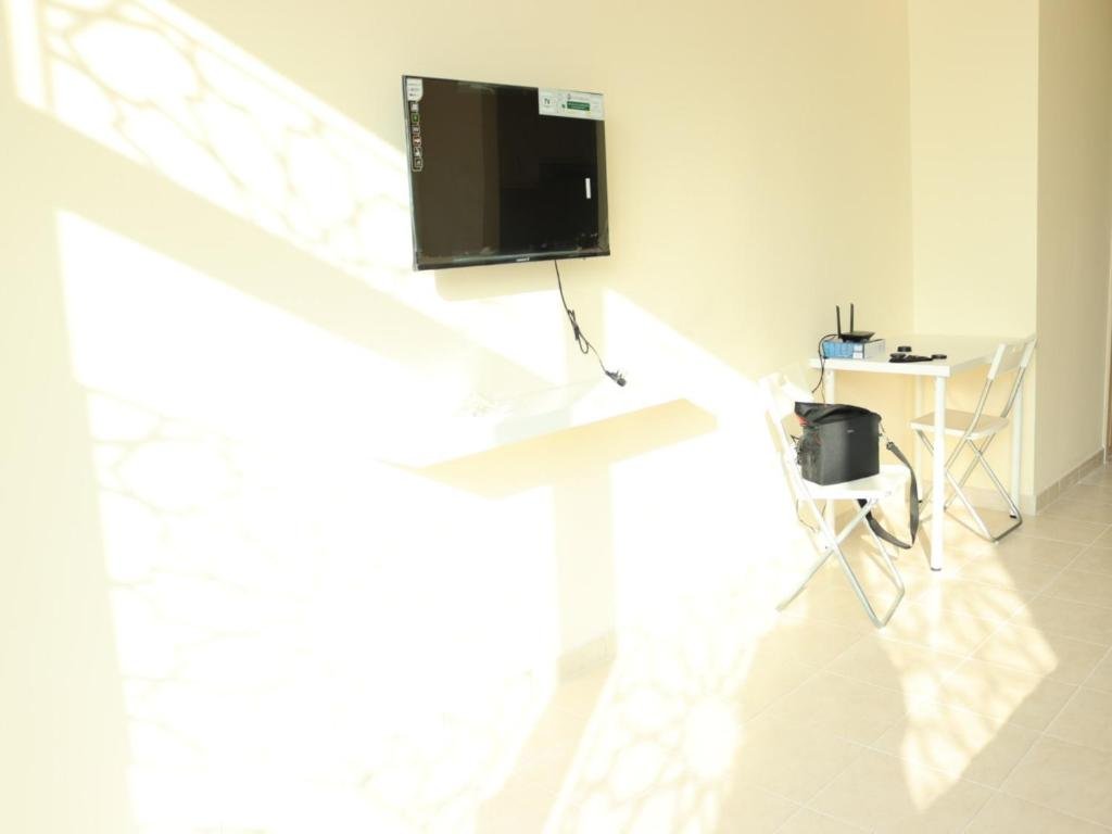 Beautiful Furnished Studio With Close Kitchen — фото 1