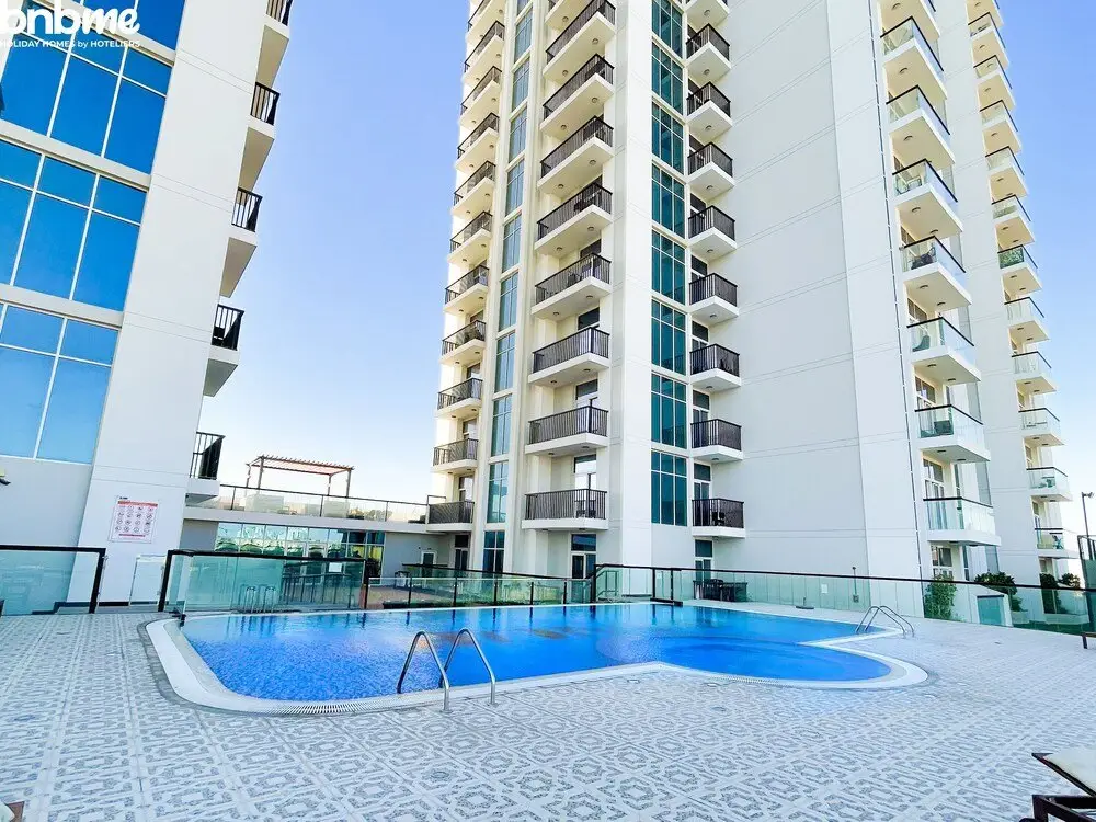 Dazzling Studio at Glamz Al Furjan Bnbmehomes — фото 1