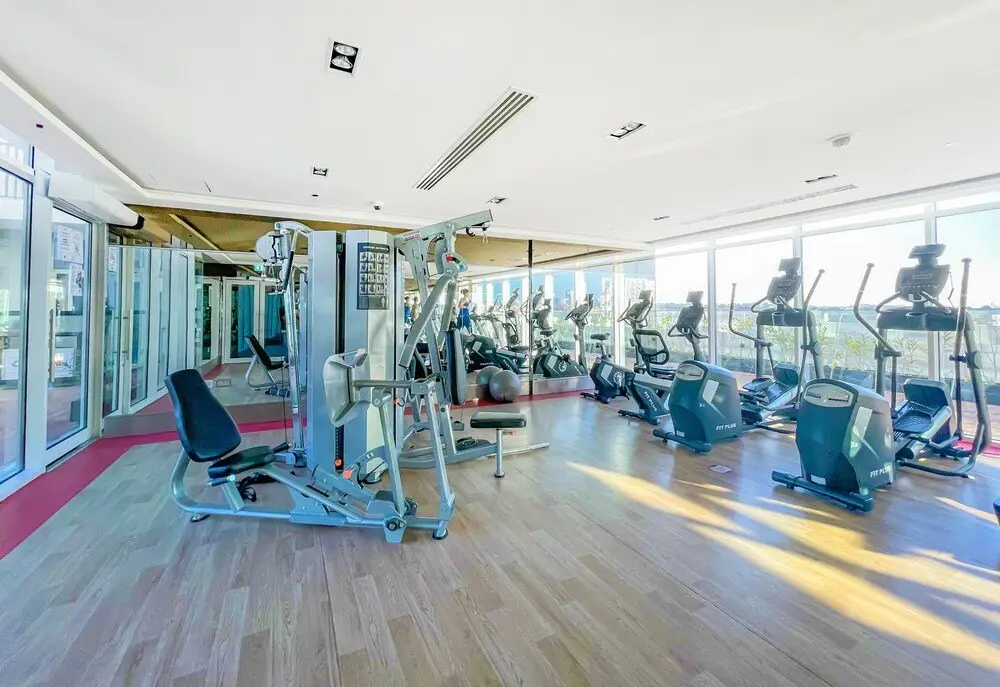 Дубай: Dazzling Studio at Glamz Al Furjan Bnbmehomes