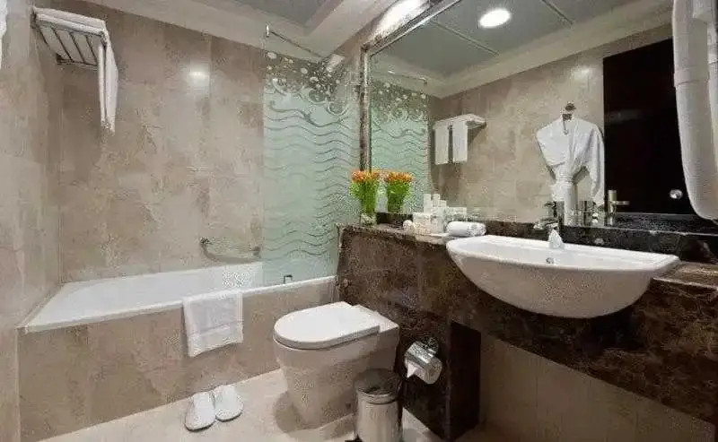 Дубай: Al Nawras Hotel Apartments