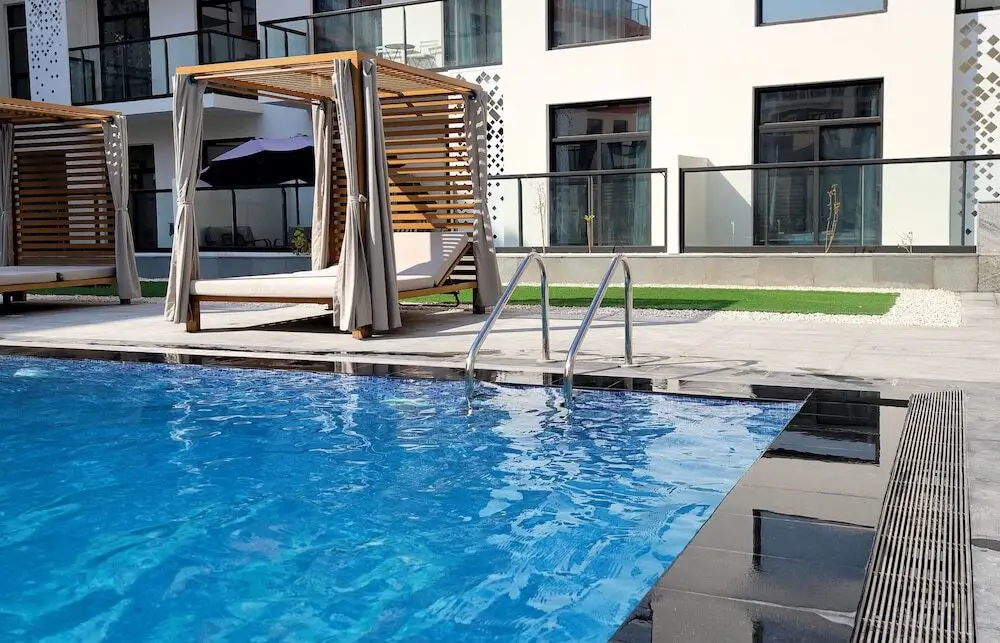 Дубай: Snug & Congenial 1BR with Canal View