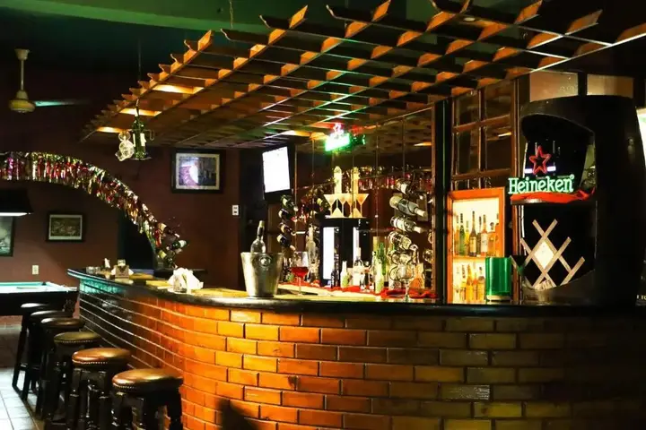Борг-эль-Араб: Adham Compound