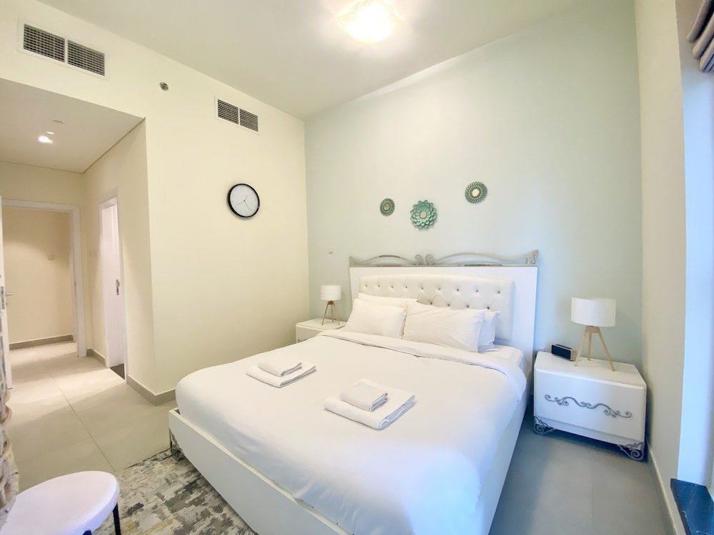 Beautiful and modern 1BR Apartment in Dubai Marina — фото 1