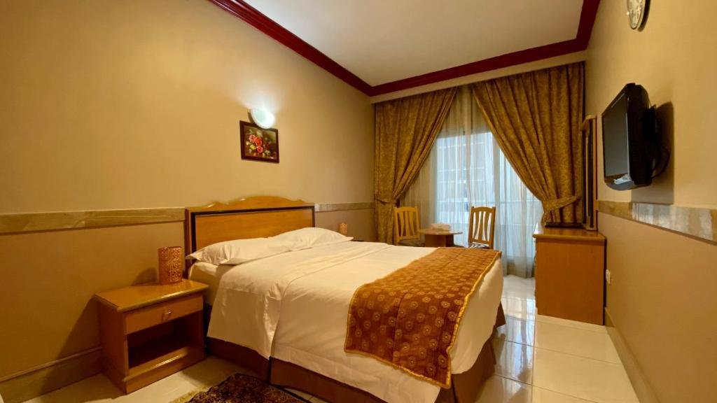 Дубай: San Marino Hotel Llc