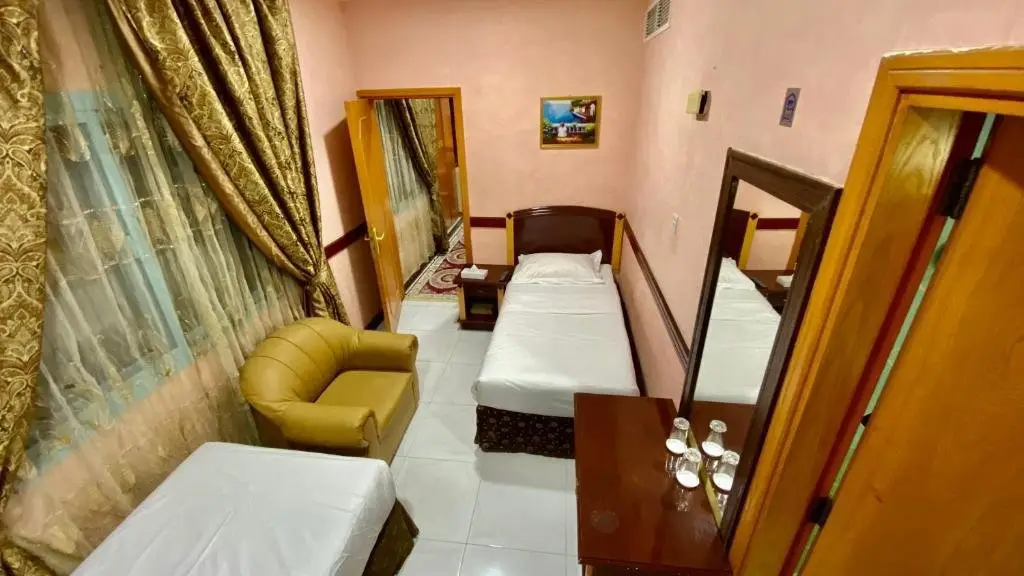 Дубай: San Marino Hotel Llc