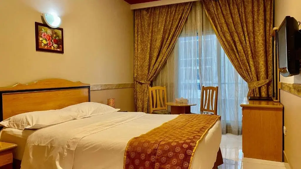 Дубай: San Marino Hotel Llc