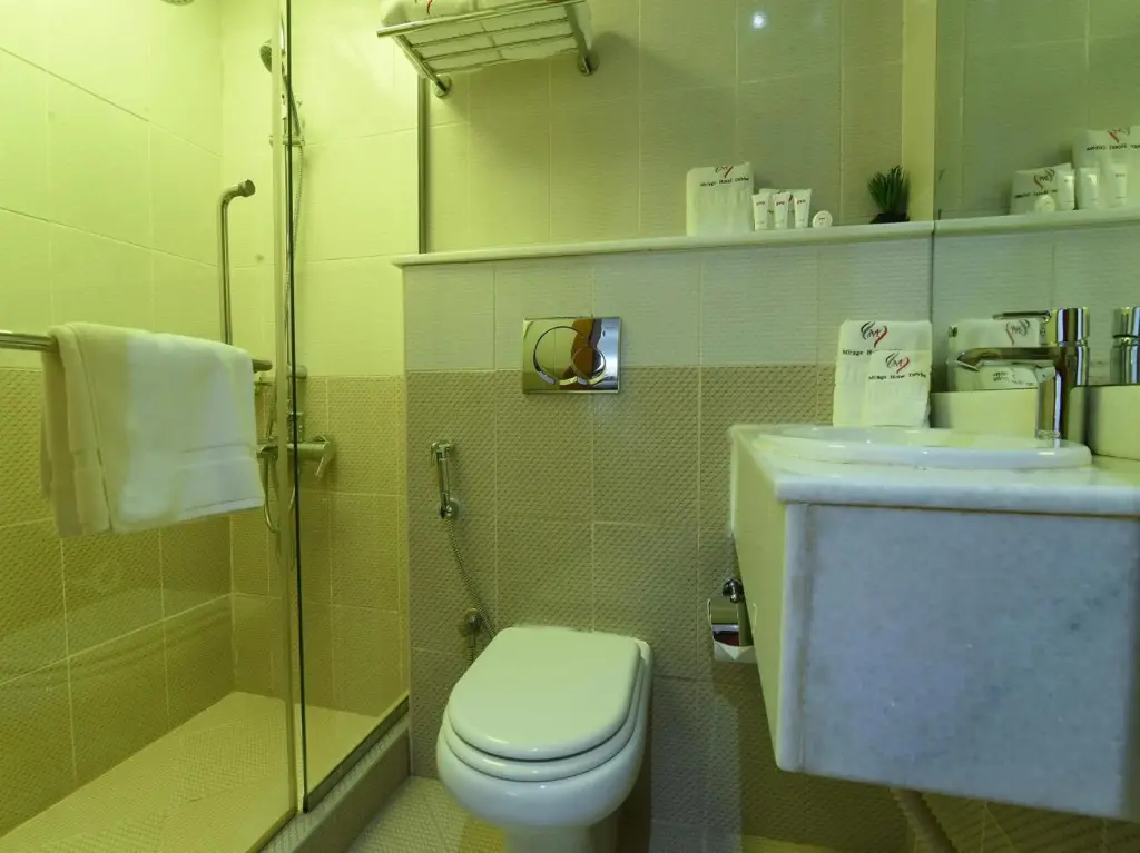 Дибба: Mirage Hotel