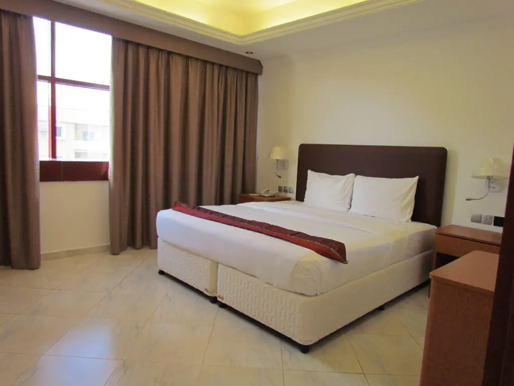 Дибба: Mirage Hotel