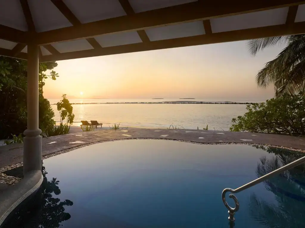Хорубаду-Айленд: Курортный отель Royal Island Resort & Spa