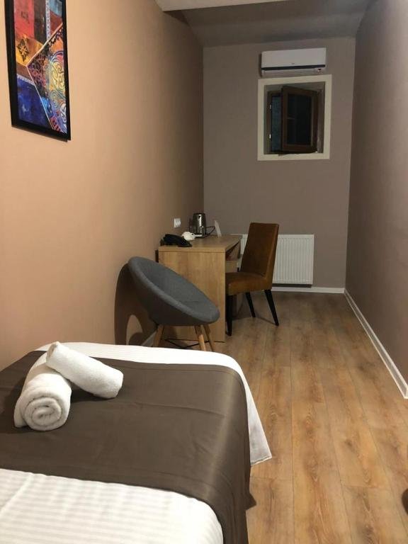 Тбилиси: Hotel Boho Tiflis Mimino