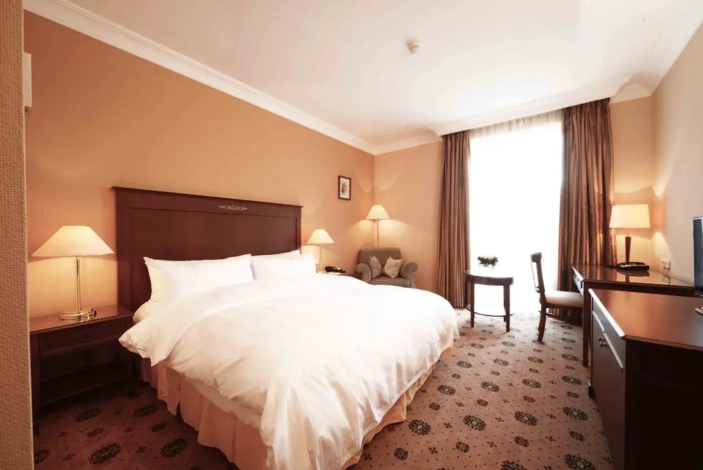 Ташкент: Отель LOTTE City Tashkent Palace