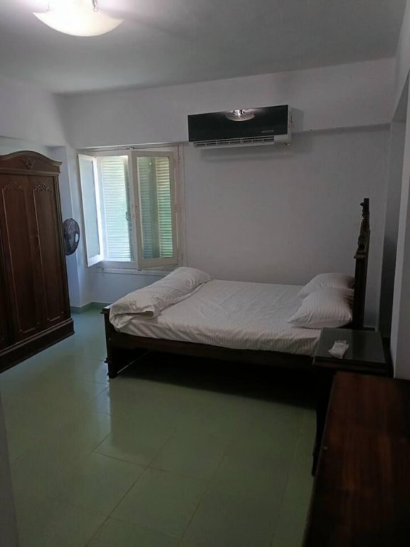 Дабаа Сити: Spacious 5-bed House in Alamein With Large Garden