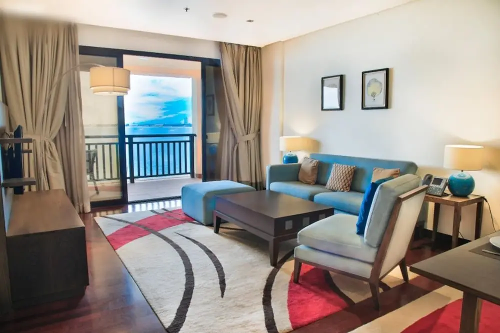 Дубай: Sea View Super Luxurious Resort at Palm