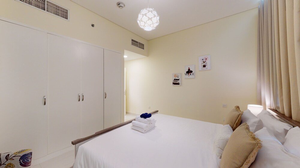 Дубай: 403 Park Central