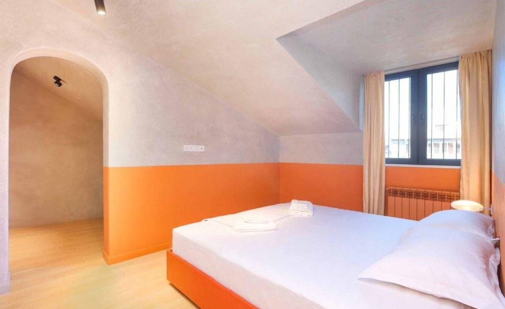 Ереван: Stay Inn (Стей Инн) на проспекте Месропа Маштоца 9