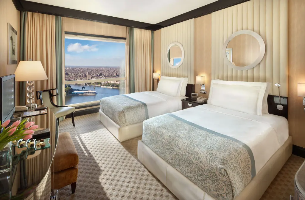 Каир: Fairmont Nile City Hotel