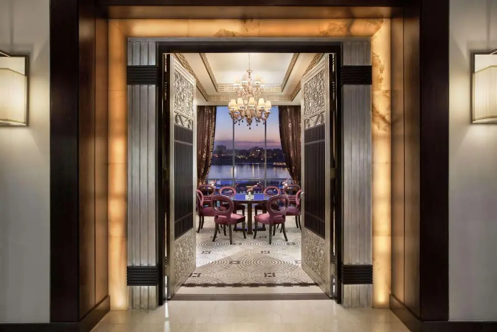 Каир: Fairmont Nile City Hotel