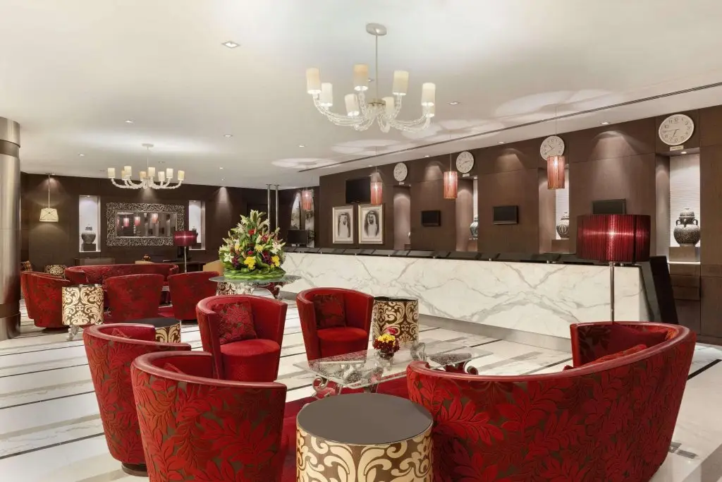 Дубай: Отель Montreal Barsha