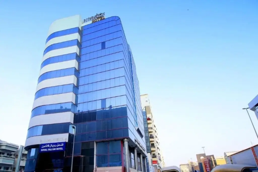 Дубай: Royal Falcon Hotel