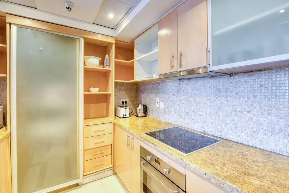 Дубай: Fairfield Tower by Raine & Horne Holiday Homes