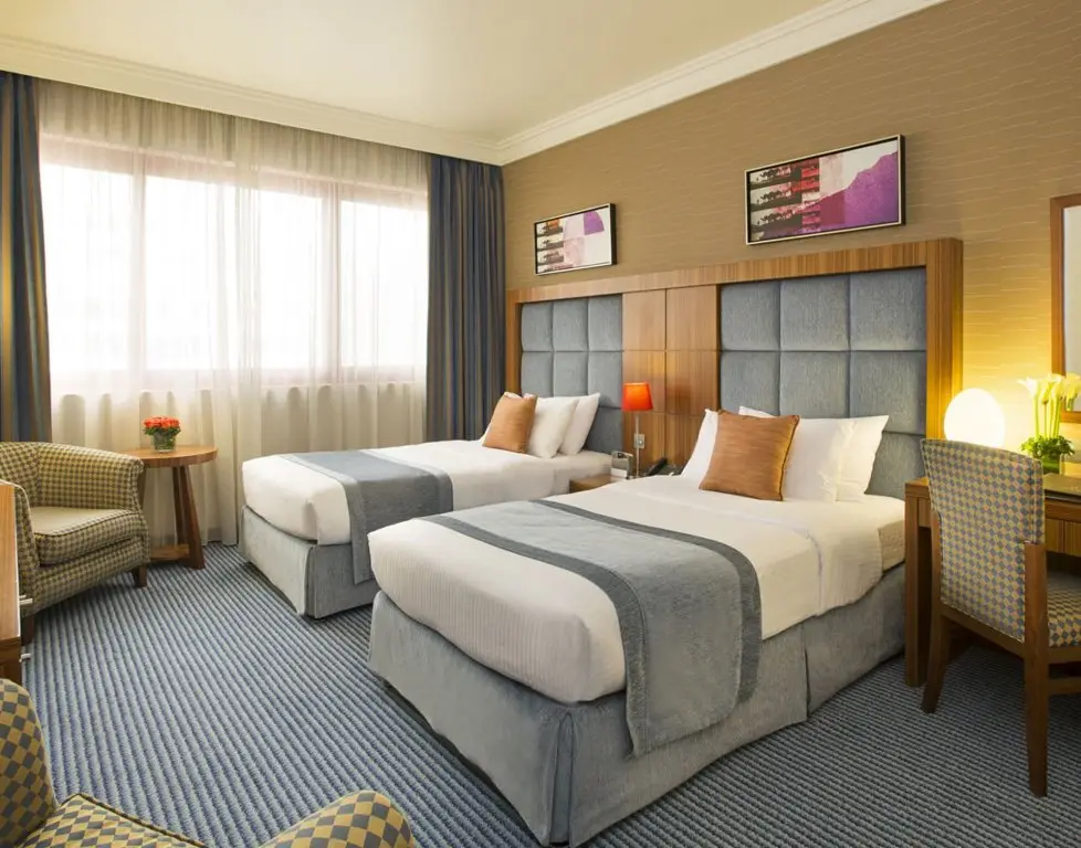 Абу-Даби: Отель City Seasons Al Hamra Hotel