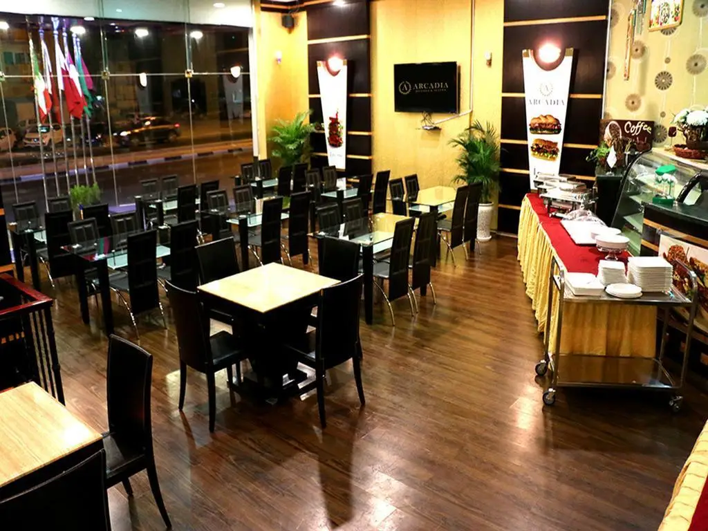 Шарджа: Al Gaddah Hotel Suites