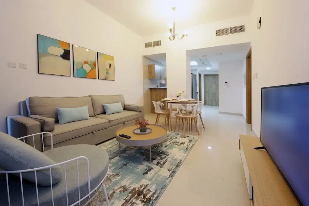 Дубай: 1 Bedroom Apartment in Continental Tower