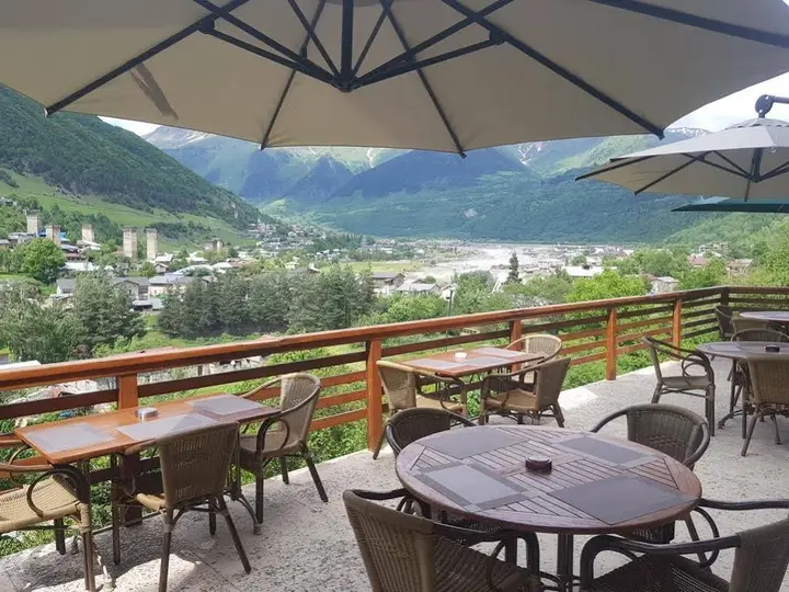 Местиа: Hotel Tetnuldi