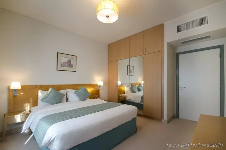 Дубай: Отель Al Bustan Center & Residence