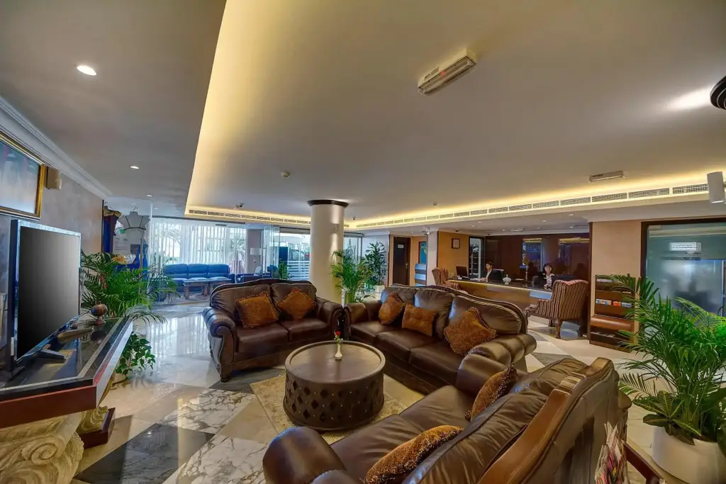 Аджман: Ajman Beach Hotel