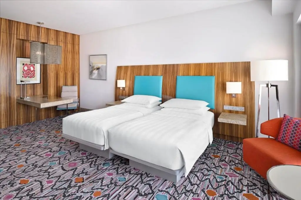 Абу-Даби: Andaz Capital Gate Abu Dhabi, By Hyatt