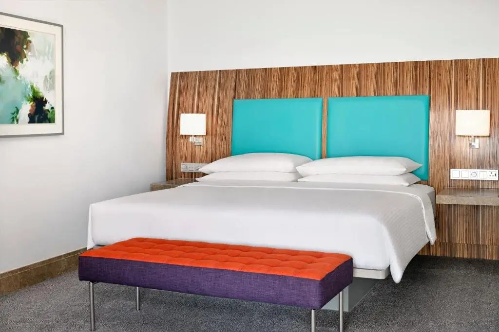 Абу-Даби: Andaz Capital Gate Abu Dhabi, By Hyatt