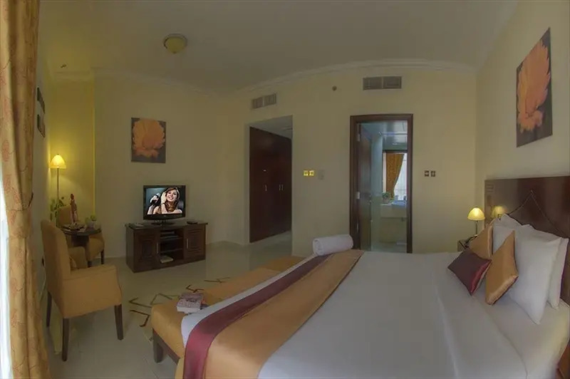 Абу-Даби: Asfar Apartment