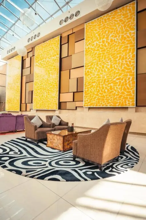 Абу-Даби: Отель Traders Hotel, Qaryat Al Beri