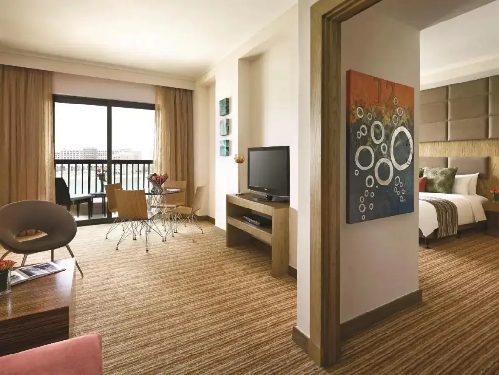 Абу-Даби: Отель Traders Hotel, Qaryat Al Beri