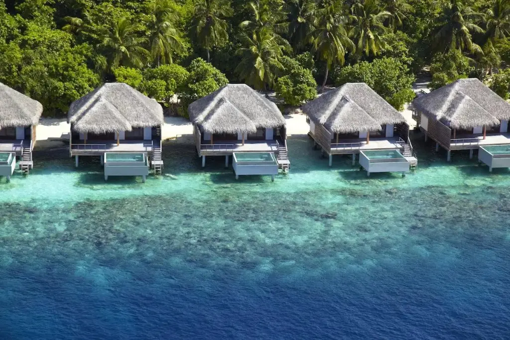 Атолл Баа: Курорт Dusit Thani Maldives