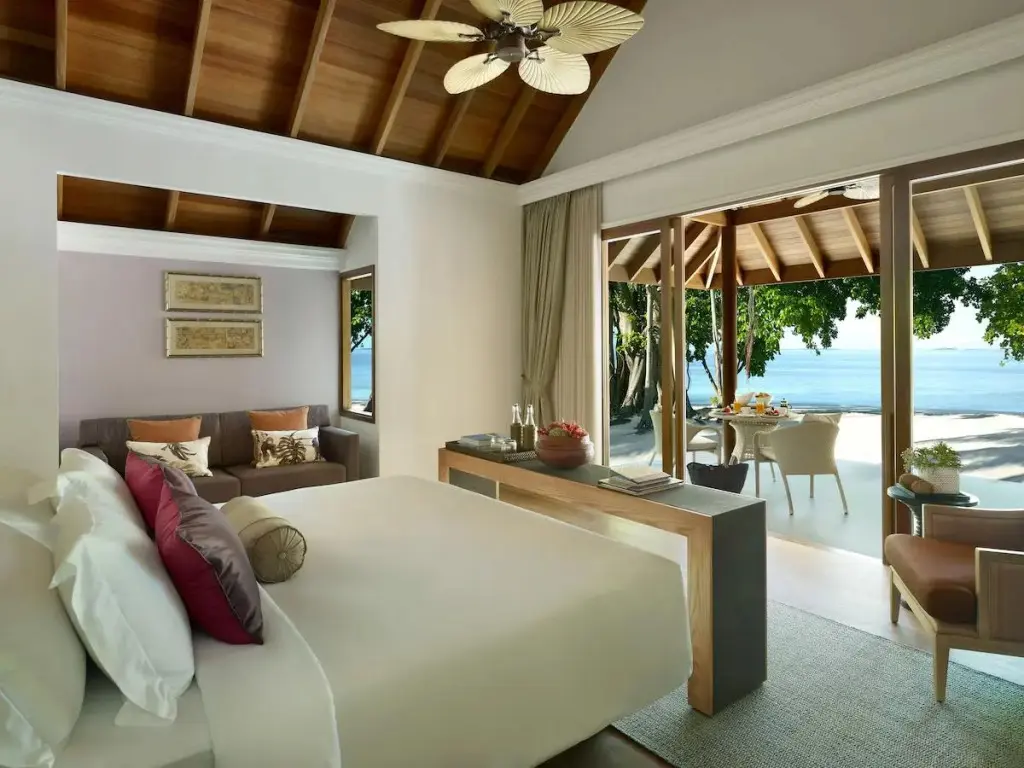 Атолл Баа: Курорт Dusit Thani Maldives
