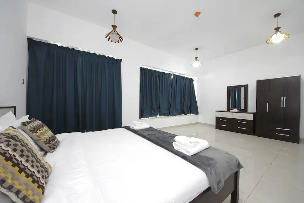 Дубай: Signature Holiday Home - Marina Pinnacle
