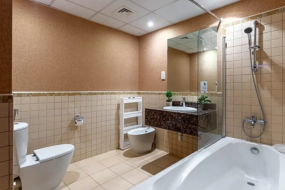 Дубай: HOMESTAR, Jumeirah Beach Hostel - JBR - Pool, Beach, Metro