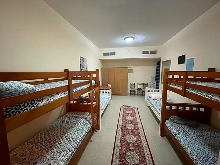 Дубай: Backpackers zone