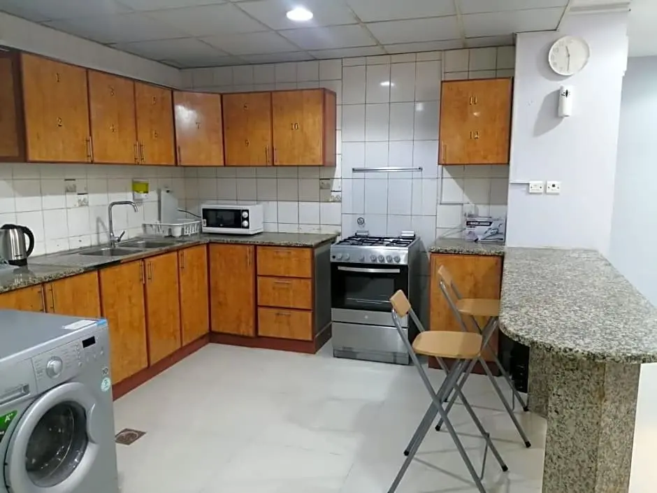 Дубай: Pharos Inn Sheikh Zaied Private bed space
