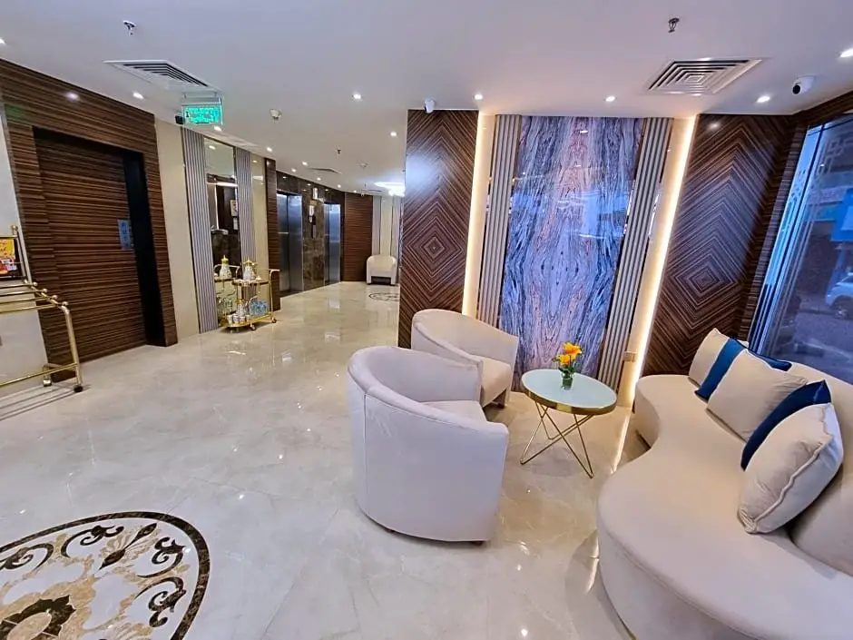 Дубай: Vista Square Hotel